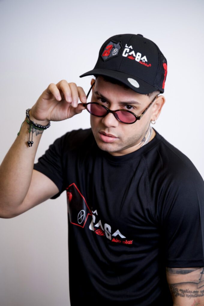 Shadow Blow confiesa llorando la verdad sobre su infancia y su verdadera madre