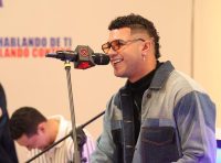 Artista panameño Boza ofrece concierto acústico en La Casa de Alofoke 2