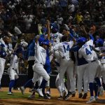 Rojas Jr. lidera el despertar azul; Licey pone fin a su mala racha ante Águilas