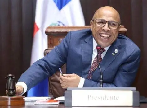 Alfredo Pacheco felicita a La Casa de Alofoke 2 por imponer el Récord Guinness