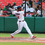 Jiménez y Oliva lideran paliza de los Toros 10-4 sobre las Estrellas