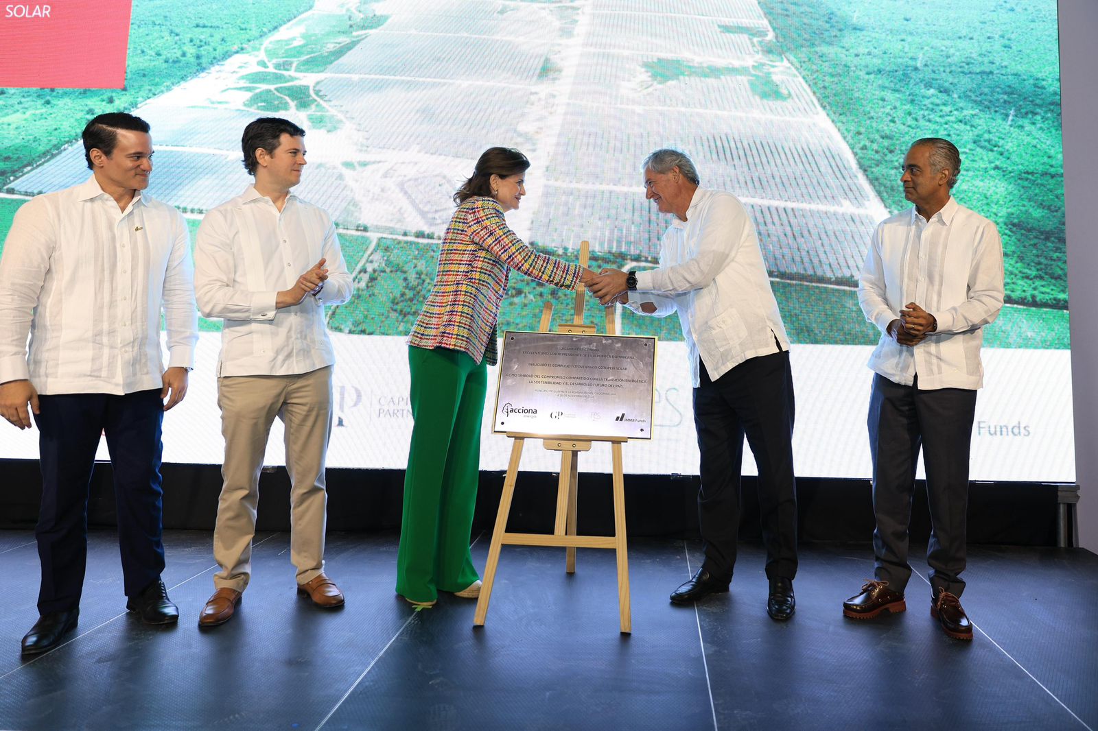 RD impulsa transición energética con la mayor planta solar del Caribe; Raquel Peña encabeza inauguración