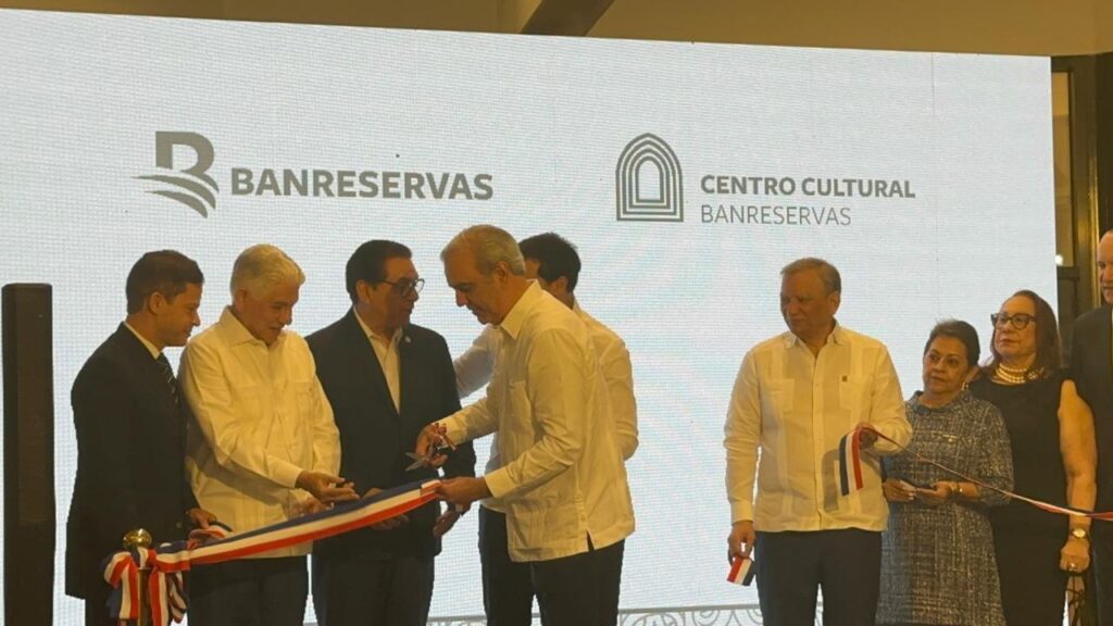 Banreservas inaugura Centro Cultural en el antiguo Hotel Mercedes de Santiago - Noticias de hoy en República Dominicana | De Último Minuto