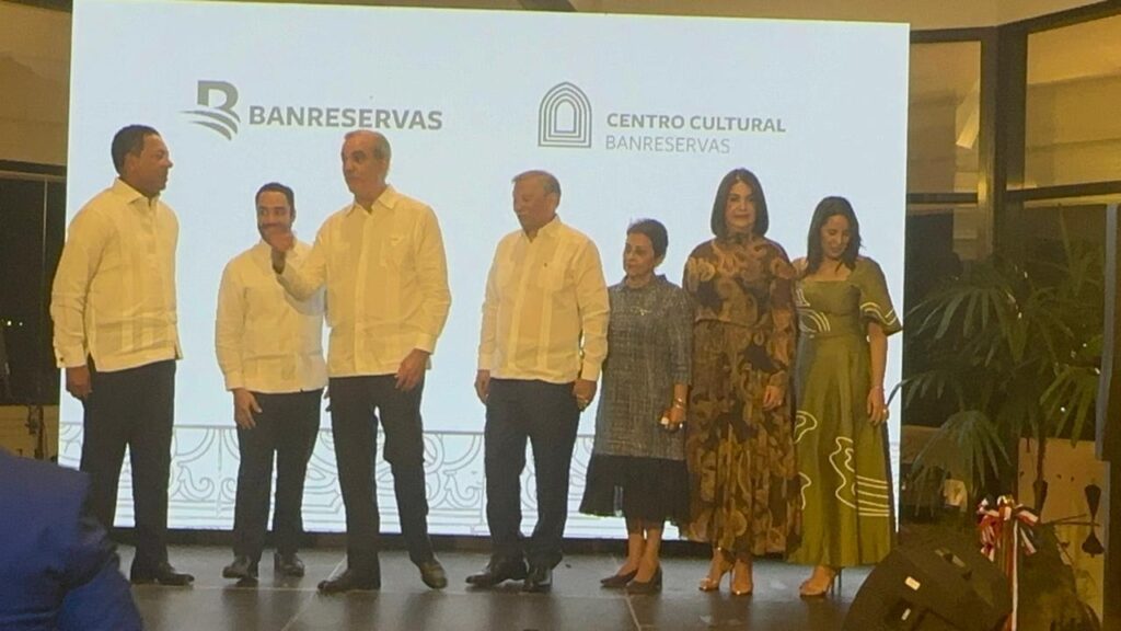 Banreservas inaugura Centro Cultural en el antiguo Hotel Mercedes de Santiago - Noticias de hoy en República Dominicana | De Último Minuto