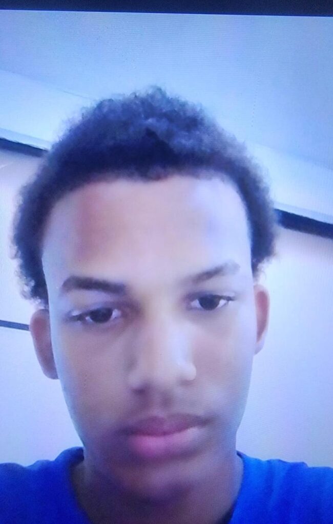 Director de Educación en Santiago aclara que muerte de estudiante no está vinculada a bandas | 6 | Director de Educación en Santiago aclara que muerte de estudiante no está vinculada a bandas - Noticias de hoy en República Dominicana | De Último Minuto