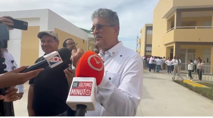 Director de Educación en Santiago aclara que muerte de estudiante no está vinculada a bandas