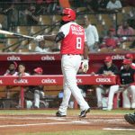 Pitcheo sólido y rally decisivo impulsan triunfo de Leones sobre Estrellas