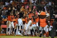 Toros completan barrida ante el Licey