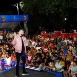 Miles de personas han bailado, con la Mega Parranda Navideña