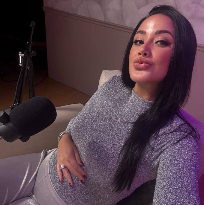 Larimar Fiallo anunció que está a espera de una niña a quien nombrará Elena