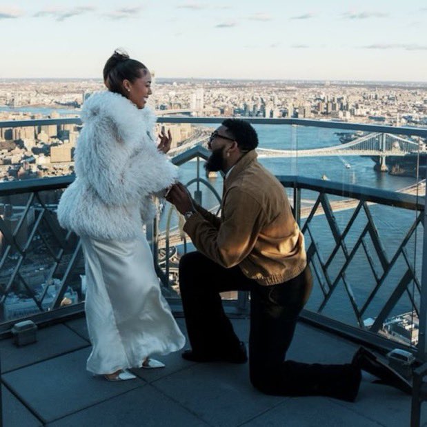 Karl-Anthony Towns anuncia su compromiso con Jordyn Woods en Navidad