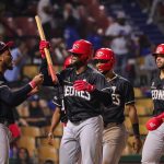 Canario dispara dos jonrones y Leones aplastan 15-1 al Licey en el Quisqueya