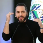 Bukele dice que le gustaría seguir «diez años más» gobernando en El Salvador