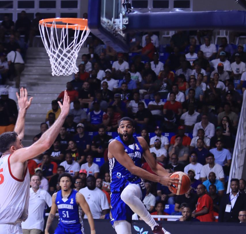 México se lleva un cerrado triunfo 89-88 y empareja la serie ante Dominicana en la Primera Ventana del Mundial