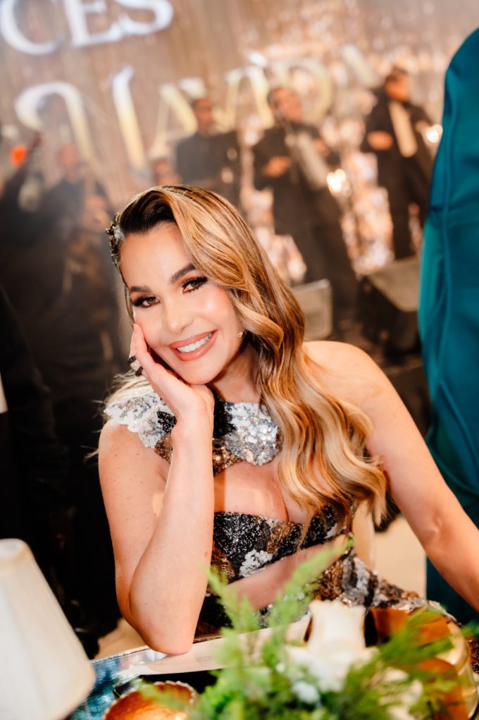 Luz García regresa con la 5ta temporada de “Luces De Navidad” 2025