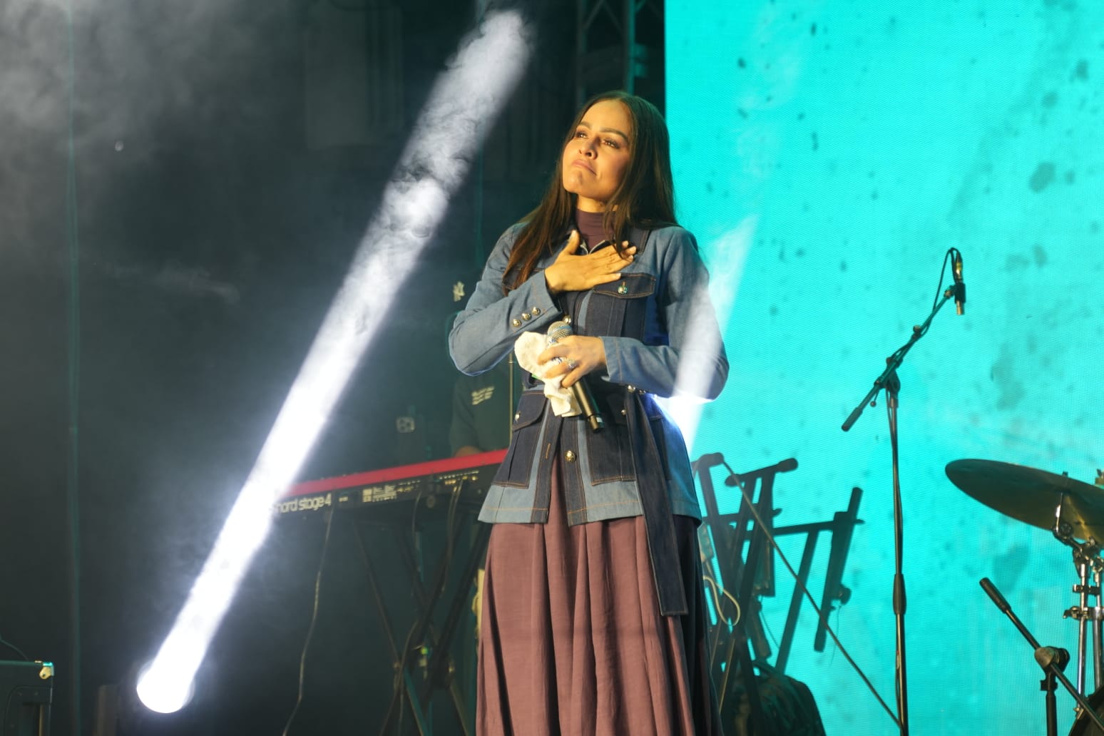 Yesenia Then comparte poderoso mensaje en “Adoramos juntos en Navidad”