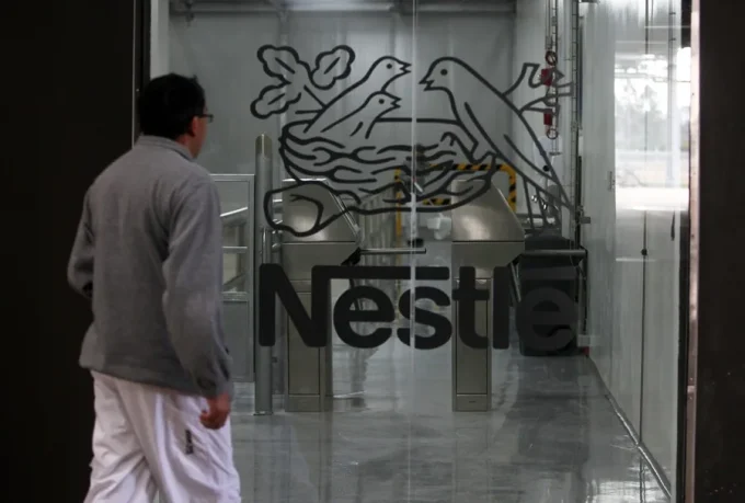 Alertan de una posible bacteria en leche en polvo para bebés de la marca Nidina 1 (Nestlé)