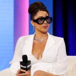 Kali Uchis complace a sus fans con el estreno del reguetón “Muévelo”