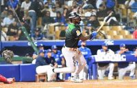 Estrellas dominan al Licey y lo empujan al borde del abismo