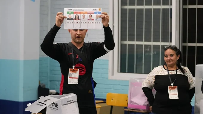 RD y siete países rechazan decreto de recuento en Honduras y llaman a respetar el orden democrático