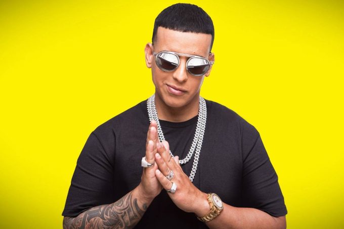 Daddy Yankee enfrenta demanda por presunto fraude en negocio millonario de pádel