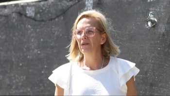 Hija de González Urrutia califica de crueldad "jugar con la expectativa" de liberaciones