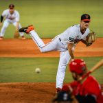 Courtney y el relevo taurino sostienen a los Toros ante los Leones