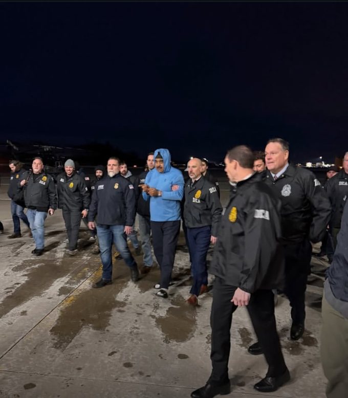 Maduro es trasladado a una prisión federal tras su llegada a Nueva York, según medios