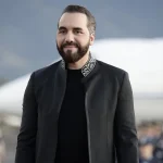 Bukele propone al Congreso de El Salvador una ley para el pago extra del 50% del salario a los trabajadores en enero