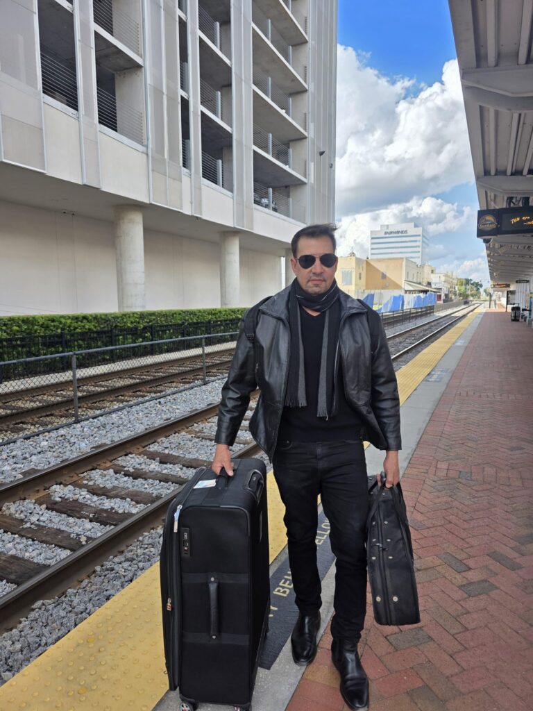 Tony Batista pone voz a la realidad de la diáspora con su canción “Me voy de New York