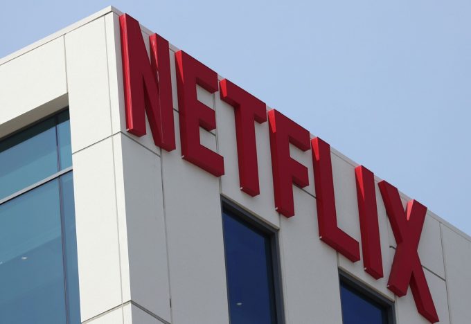 Netflix amplía el acuerdo con Sony para emitir películas tras su estreno en cines