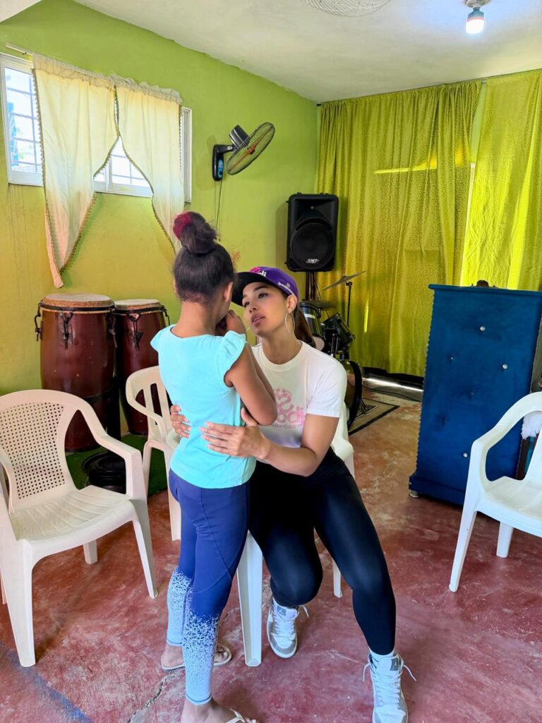 Sarodj lleva esperanza a niños a través de su fundación Sarodj for a Purpose - Noticias de hoy en República Dominicana | De Último Minuto