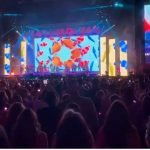 Juan Luis Guerra inicia primer concierto a casa llena en Santiago