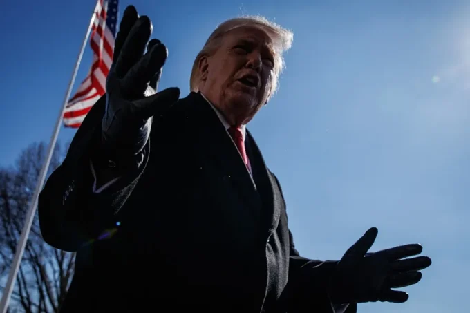 Trump dice que la Junta de Paz trabajará con la ONU "en algunos casos"