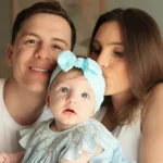 Lele Pons y Guaynaa revelan el rostro de su hija Eloísa por primera vez