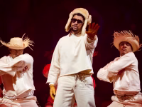 Bad Bunny arremete contra el ICE: "No somos salvajes, somos humanos y americanos"