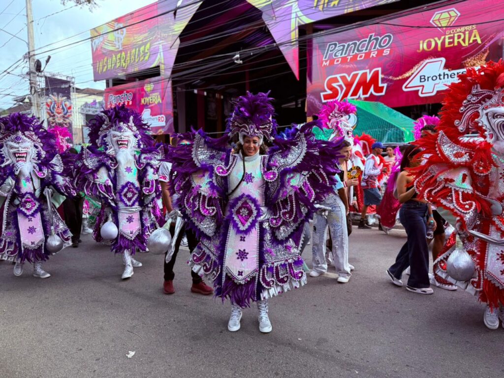 Magia, color y fantasía marcan el inicio del Carnaval Vegano 2026 - Noticias de hoy en República Dominicana | De Último Minuto