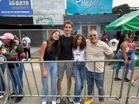 Miles de personas disfrutan del Carnaval Vegano en su primer domingo