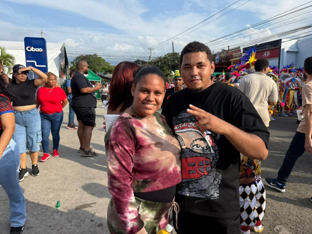 Miles de personas disfrutan del Carnaval Vegano en su primer domingo - Noticias de hoy en República Dominicana | De Último Minuto