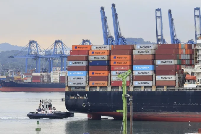 Panamá "pagará un alto precio" si no revierte el fallo sobre los puertos del Canal, avisa China