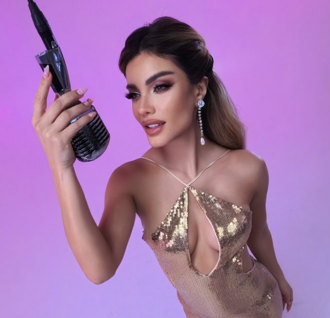 Aleska Génesis: “No me cierro a las nuevas oportunidades, pero lo mío ahora es el podcast”