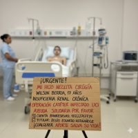Madre solicita ayuda para operación de su hijo ingresado en cuidados intensivos