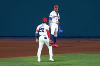 Julio Rodríguez protagoniza espectacular robo de jonrón ante Estados Unidos en el Clásico Mundial