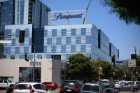 Demandan al presidente de Paramount por 150 millones de dólares
