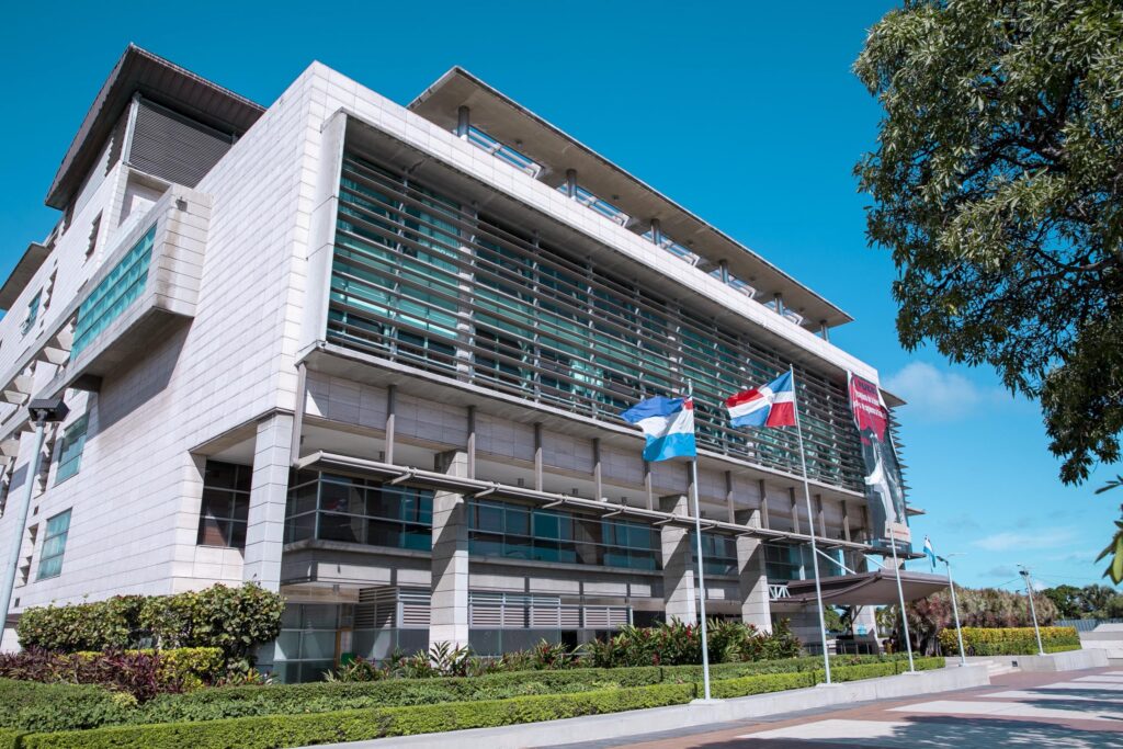 Coronel Andrés Pacheco Varela permanecerá bajo arresto por corrupción