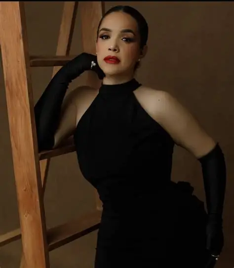 Claribel Adames “La Loba” gana Locutora del Año y celebra su triunfo tras tres nominaciones