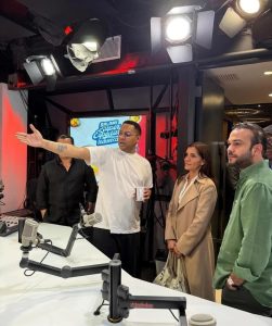 Embajadora Leah Campos califica Alofoke Media Group como la principal plataforma de medios alternativos en el país