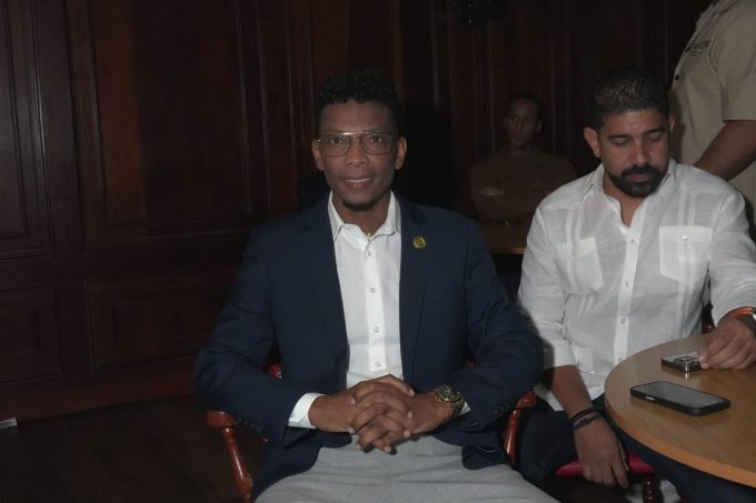 Eudis El Invencible revela envío su “carpeta”, a Acroarte; celebra su primera nominación a Premios Soberano