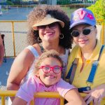 Cientos de dominicanos y turistas se dejan contagiar por la alegría del Carnaval Dominicano en el Desfile Nacional