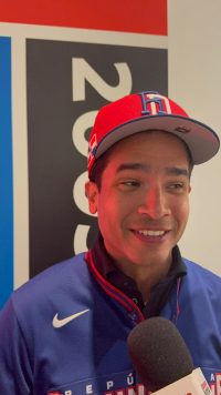 Omar Fernández destaca la unión de los dominicanos en semifinal del Clásico Mundial